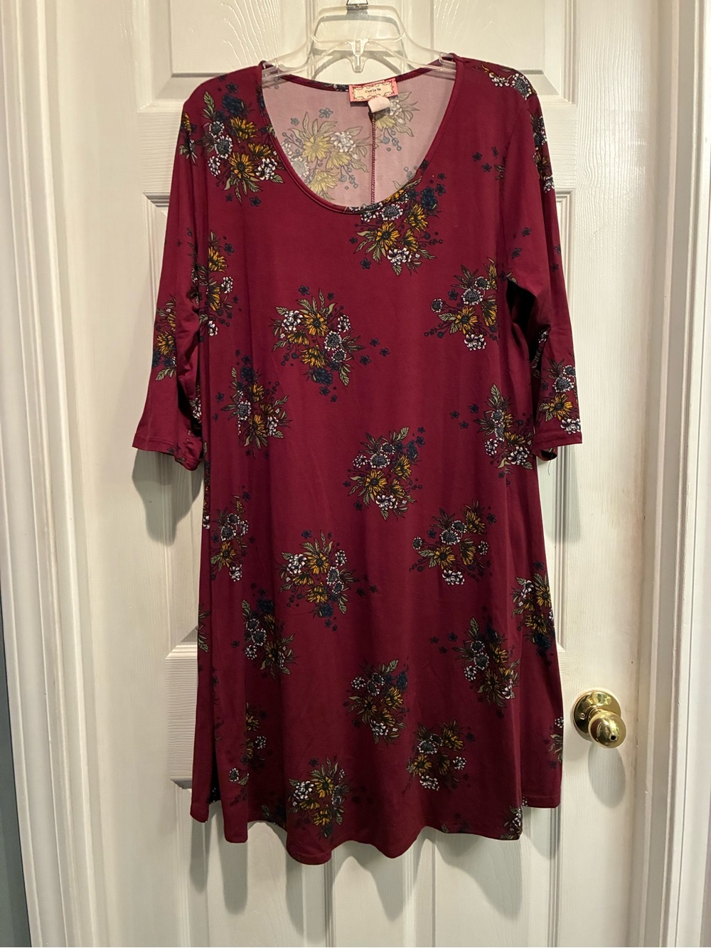 Floral Scoop-Neck Swing Dress in Burgundy